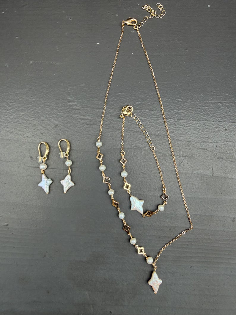 Cultured Pearl Jewelry Set, White Pearl Clover Necklace, Bracelet and Earrings, Gold Tone Handmade Gift for Her