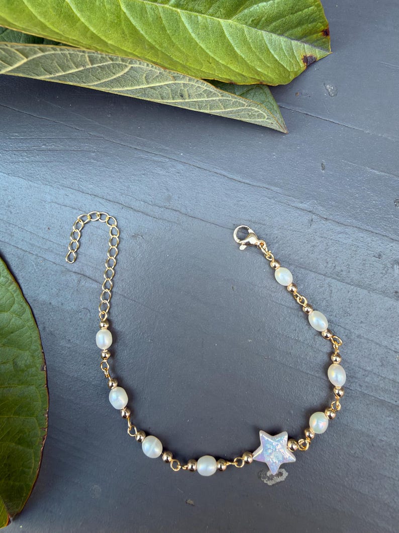 Cultured Pearl , Baroque Star Bracelet, Gold Tone, Adjustable Dainty Jewelry